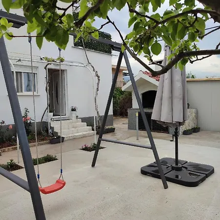 شقة Apartman Kiara