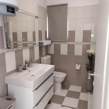 شقة Apartman Kiara *