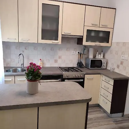 Apartman Kiara 아파트 Kaštela